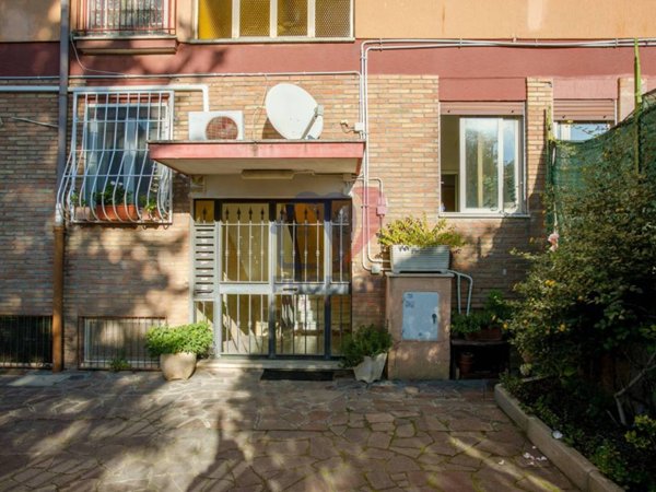 appartamento in vendita a Roma in zona Acilia