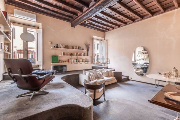 appartamento in vendita a Roma in zona Trastevere