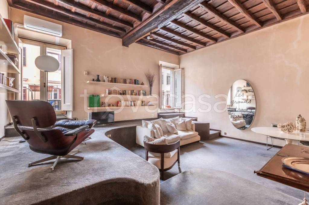 appartamento in vendita a Roma in zona Trastevere