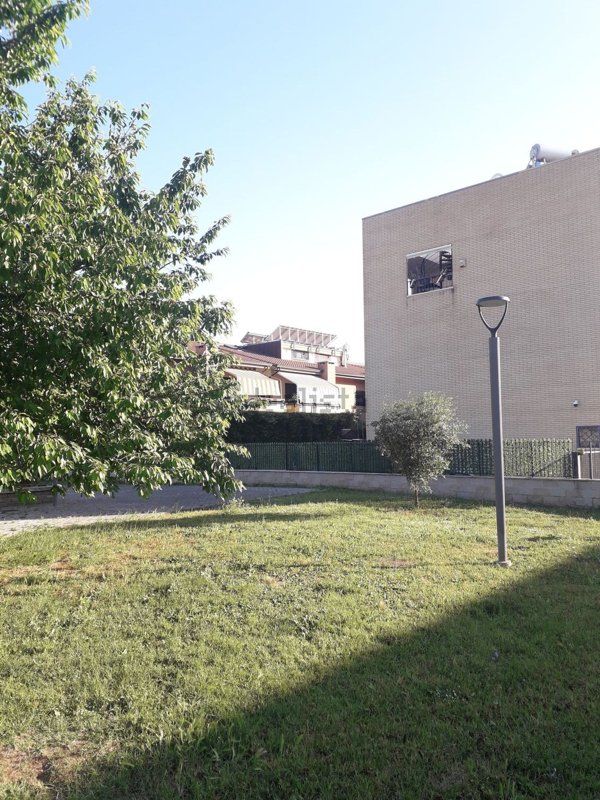 appartamento in vendita a Roma in zona Acilia