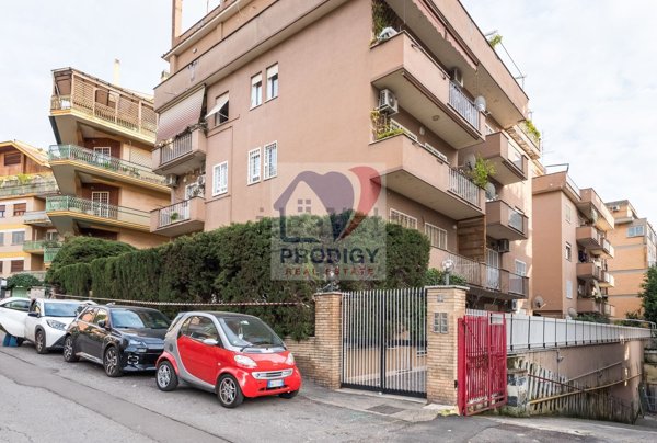 appartamento in vendita a Roma in zona Monte Sacro/Talenti