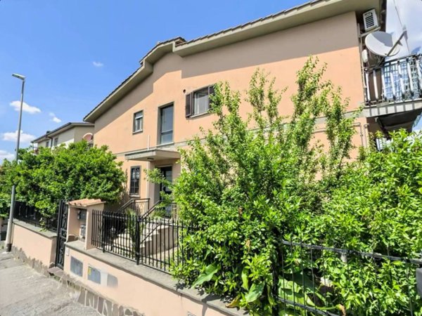 appartamento in vendita a Roma in zona Casal Morena