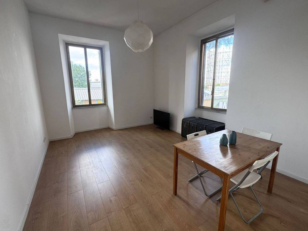 appartamento in vendita a Roma in zona Ostiense