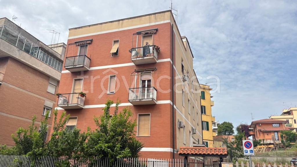 appartamento in vendita a Roma in zona Prenestino-Centocelle