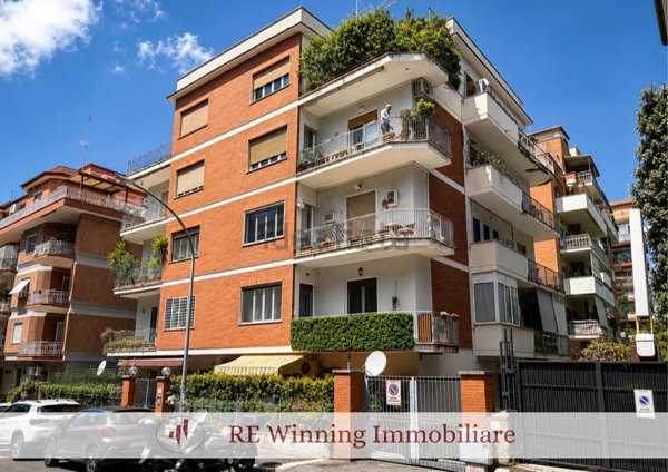 appartamento in vendita a Roma