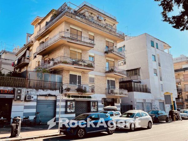appartamento in vendita a Roma in zona Primavalle