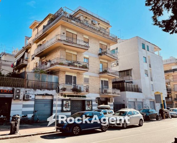 appartamento in vendita a Roma in zona Primavalle