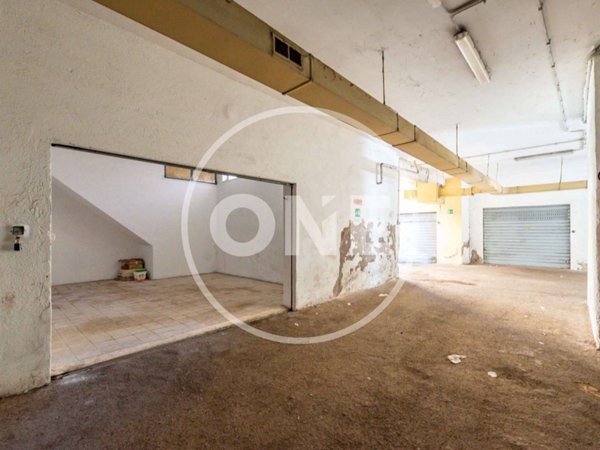 negozio in vendita a Roma in zona Prenestino-Centocelle