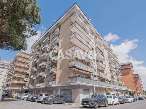 appartamento in vendita a Roma in zona Don Bosco