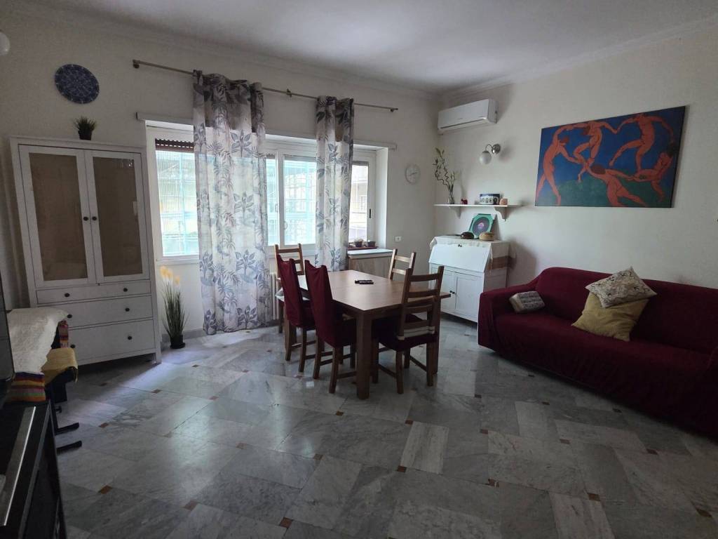 appartamento in vendita a Roma in zona Prenestino-Labicano