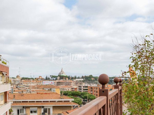 appartamento in vendita a Roma in zona Aurelio