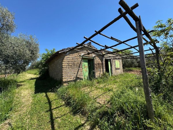 appartamento in vendita a Roma in zona Giardini di Corcolle