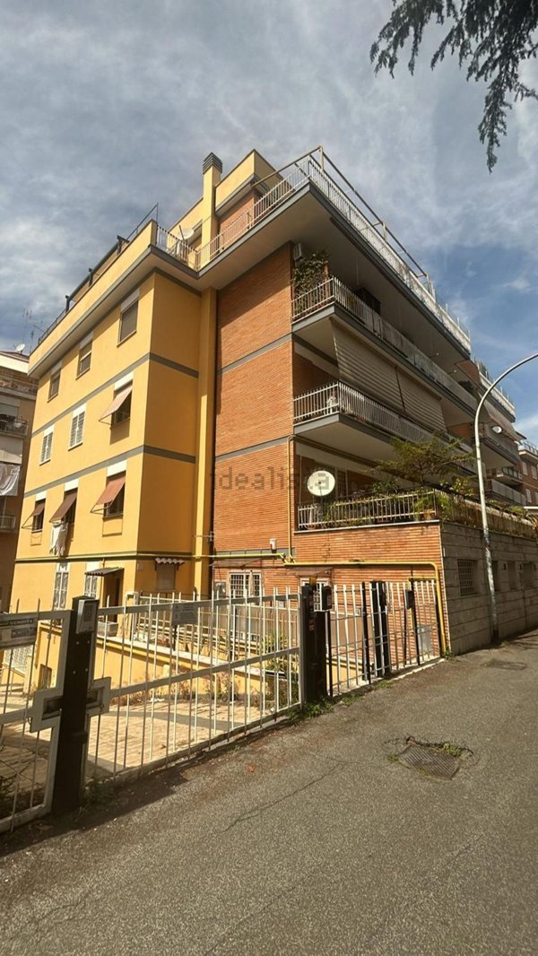 appartamento in vendita a Roma in zona Monte Sacro/Talenti