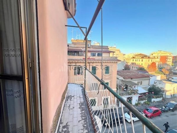 appartamento in vendita a Roma in zona Tuscolano