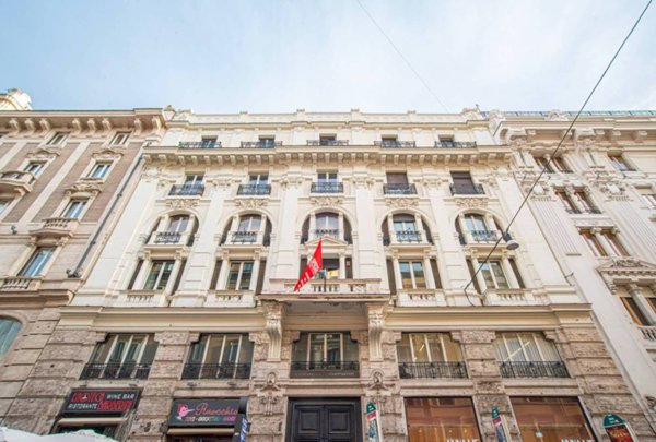 appartamento in vendita a Roma in zona Trevi-Colonna