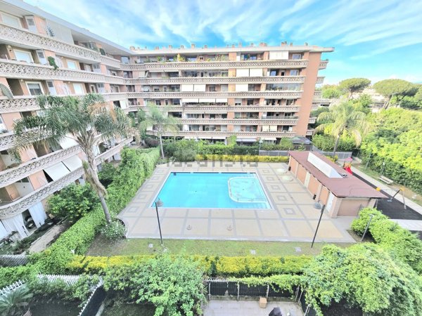 appartamento in vendita a Roma in zona Grottarossa