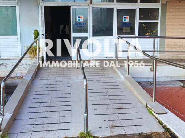 negozio in vendita a Roma in zona Gianicolense