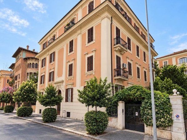 appartamento in vendita a Roma in zona Nomentano