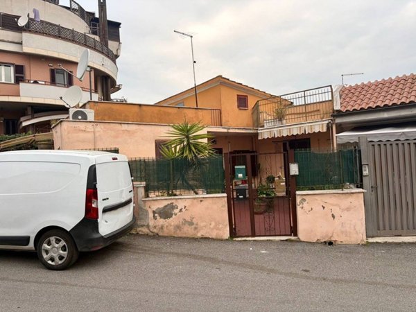 appartamento in vendita a Roma in zona Montespaccato
