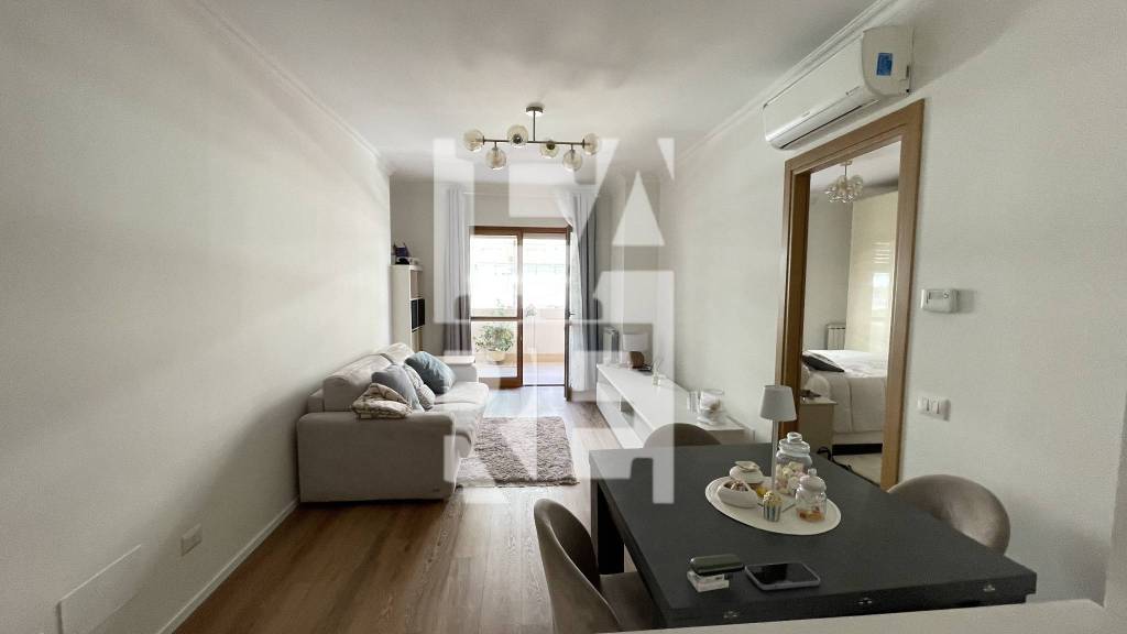 appartamento in vendita a Roma in zona Fonte Laurentina