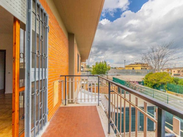 appartamento in vendita a Roma in zona Borghesiana