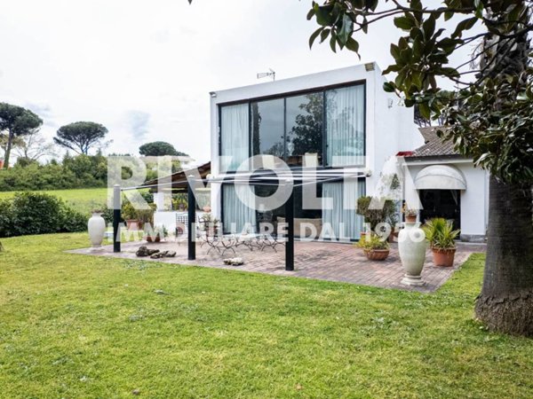 casa indipendente in vendita a Roma in zona Olgiata