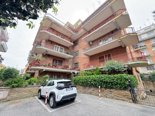 appartamento in vendita a Roma in zona Primavalle