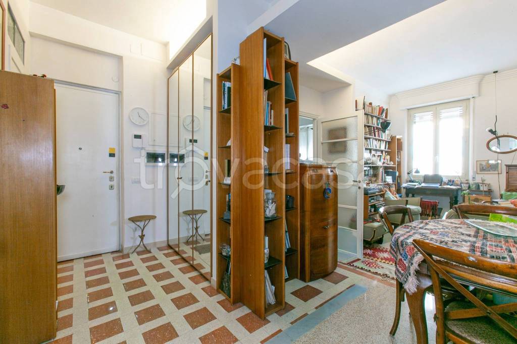appartamento in vendita a Roma in zona Tuscolano