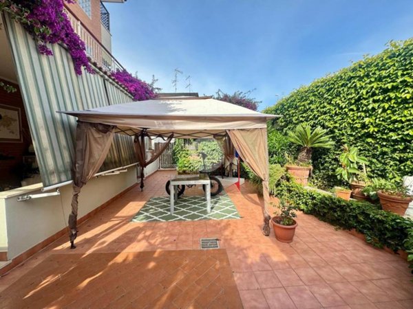 casa indipendente in vendita a Roma in zona Portuense