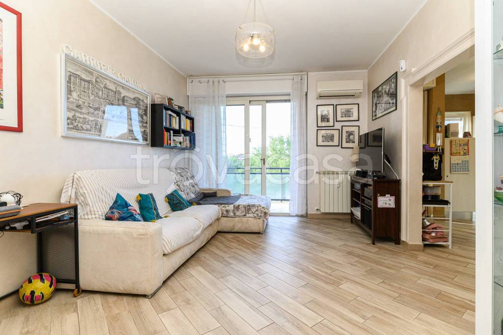 appartamento in vendita a Roma in zona Collatino