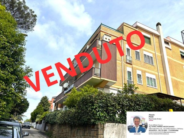appartamento in vendita a Roma in zona Vitinia