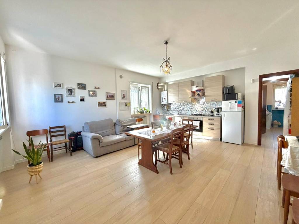 appartamento in vendita a Roma in zona Massimina/Casal Lumbroso