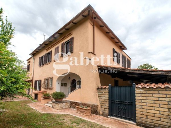 casa indipendente in vendita a Roma in zona Dragona/Bagnoletto