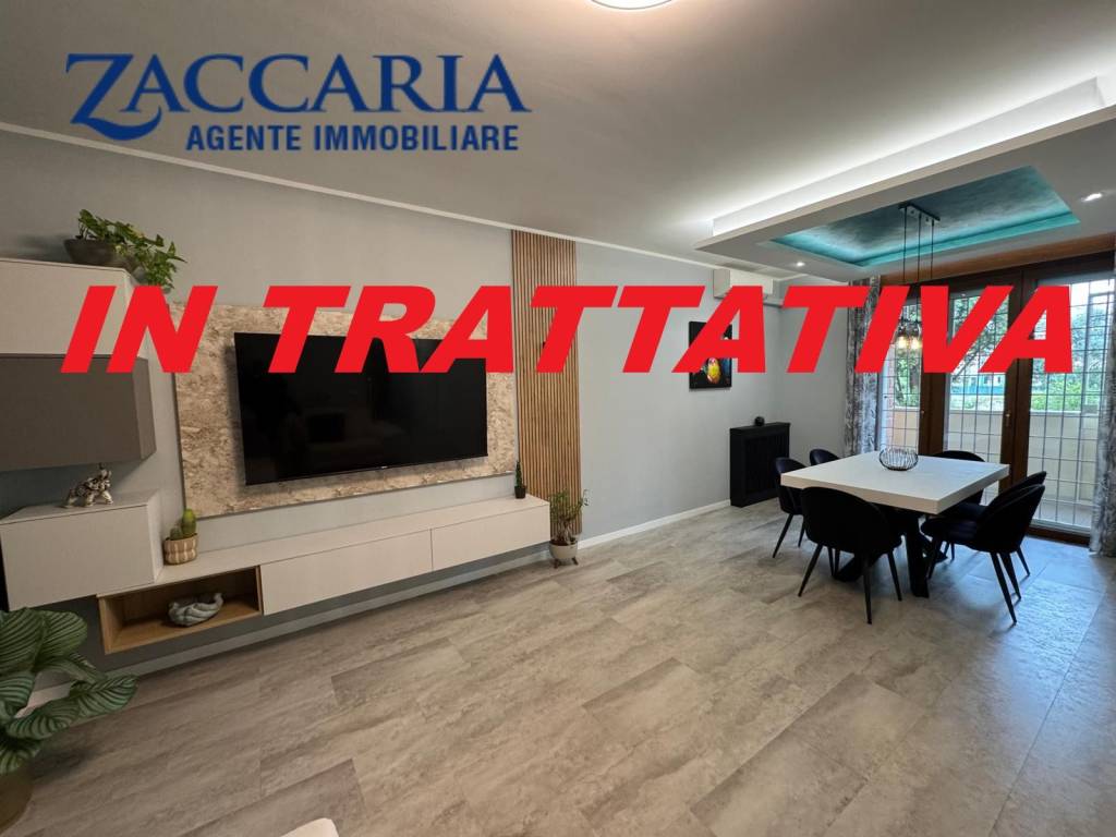 appartamento in vendita a Roma in zona Casal Monastero