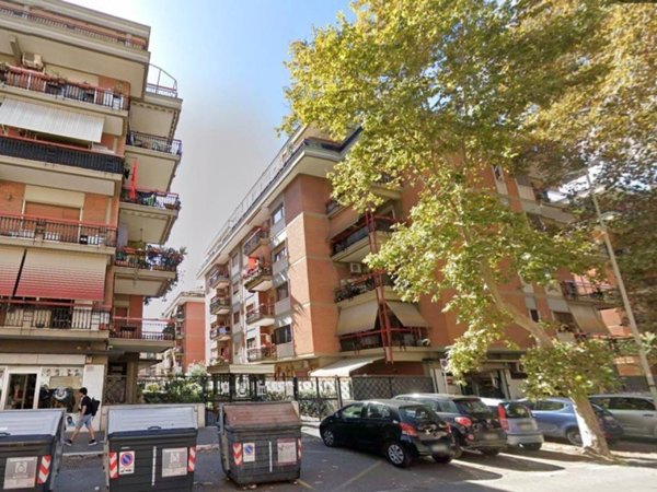appartamento in vendita a Roma in zona Ostia