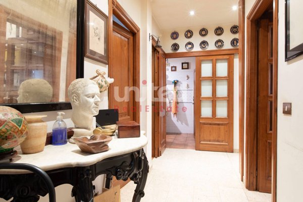 appartamento in vendita a Roma in zona Appio Latino
