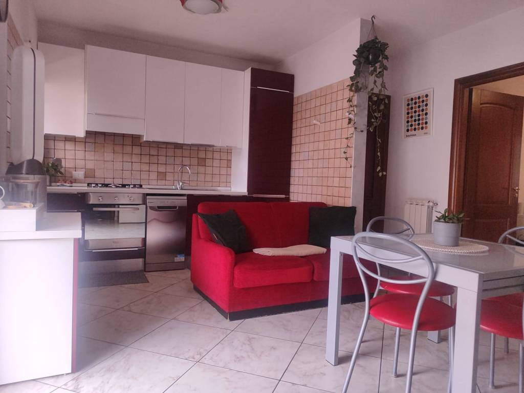 appartamento in vendita a Roma in zona Prenestino-Labicano