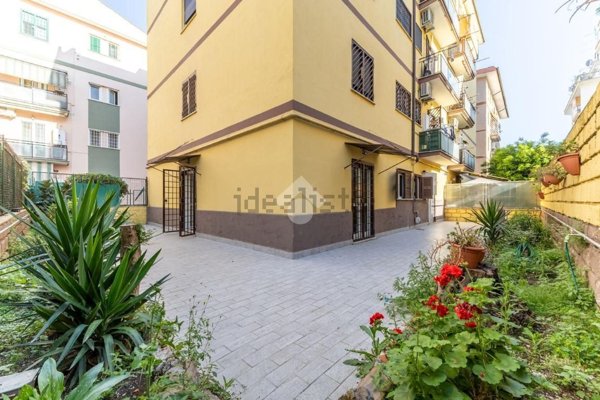appartamento in vendita a Roma in zona Gianicolense