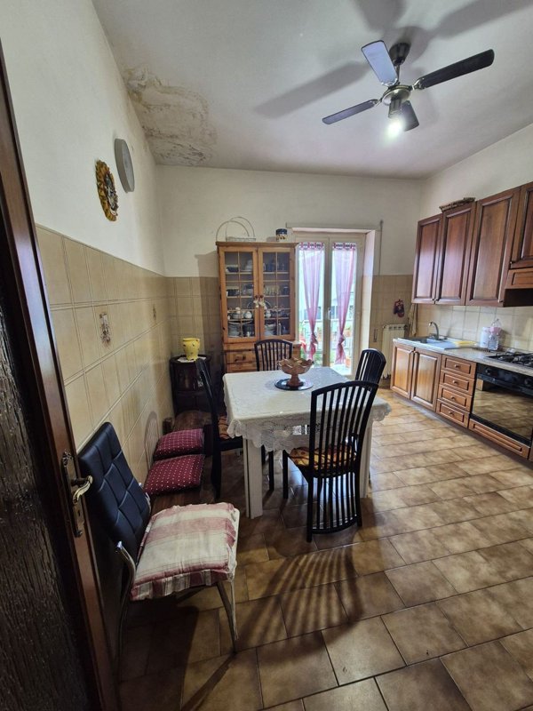 appartamento in vendita a Roma in zona Selva Candida