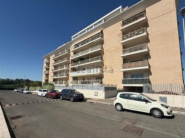 appartamento in vendita a Roma in zona Magliana Vecchia
