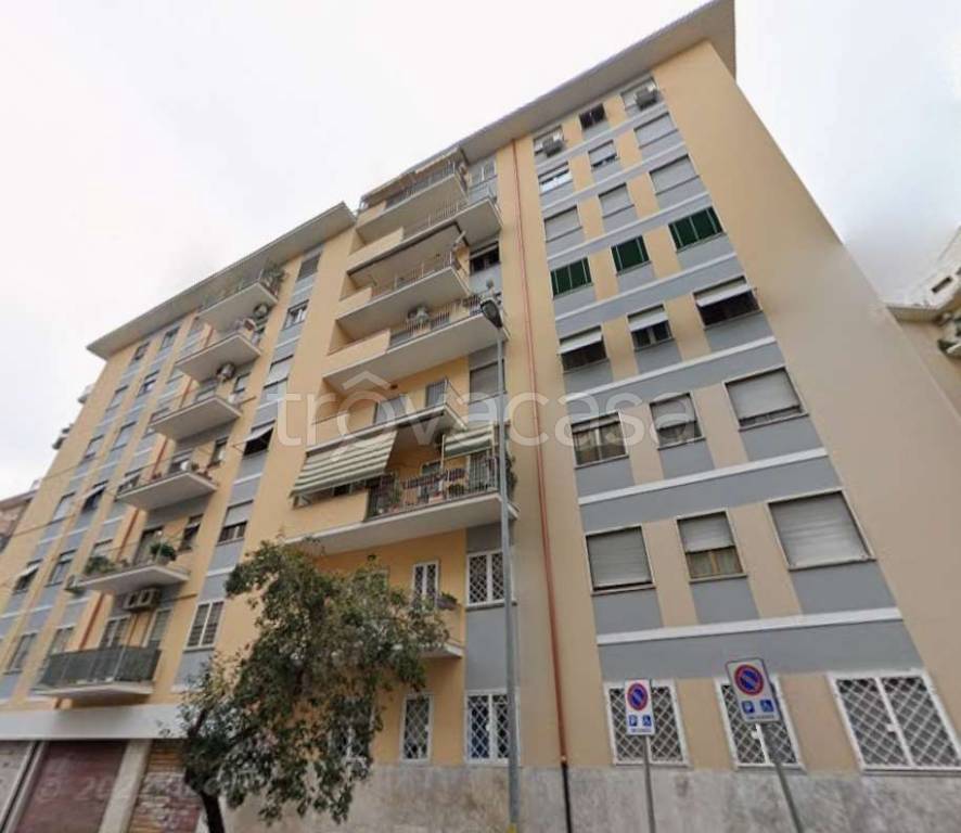 appartamento in vendita a Roma in zona Cinecittà