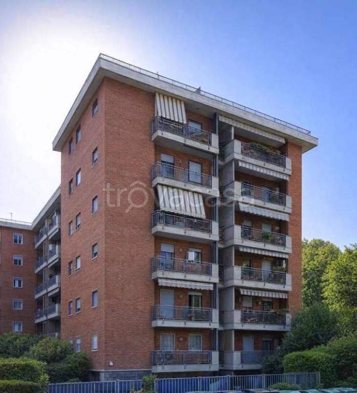 appartamento in vendita a Roma in zona Torrino