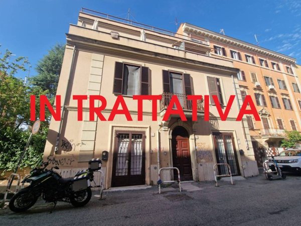 appartamento in vendita a Roma in zona Tuscolano