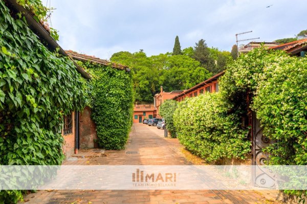 appartamento in vendita a Roma in zona Tor di Quinto