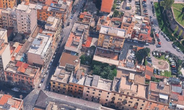 appartamento in vendita a Roma in zona Tuscolano