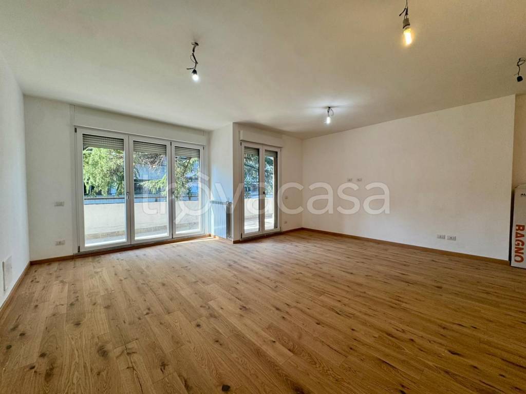 appartamento in vendita a Roma in zona EUR
