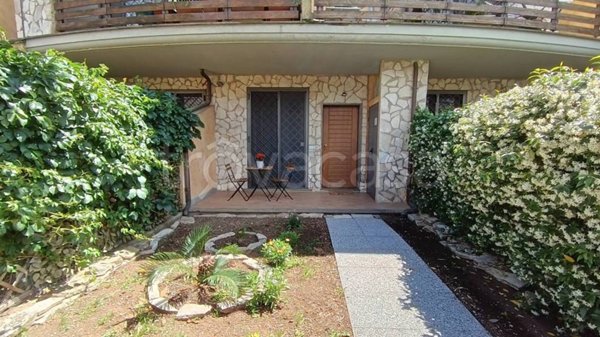 appartamento in vendita a Roma in zona Massimina/Casal Lumbroso