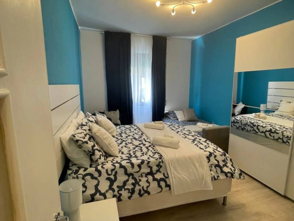 negozio in vendita a Roma in zona Appio Latino