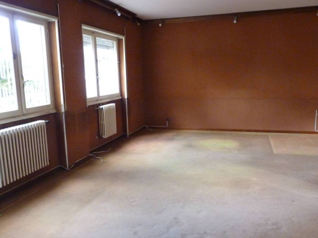 casa indipendente in vendita a Roma in zona Casal Palocco