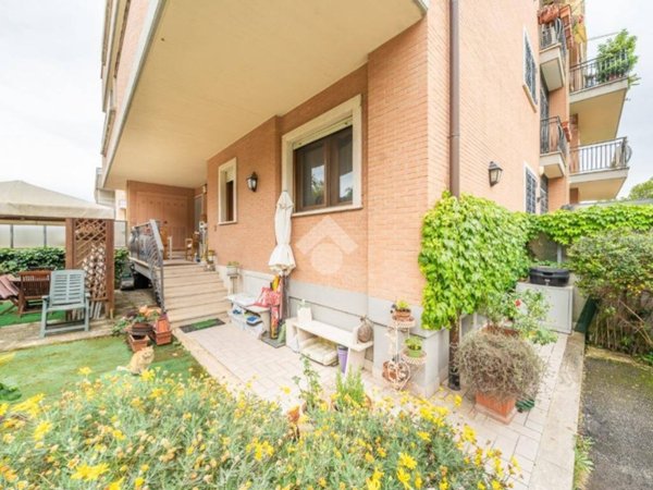 appartamento in vendita a Roma in zona Olgiata